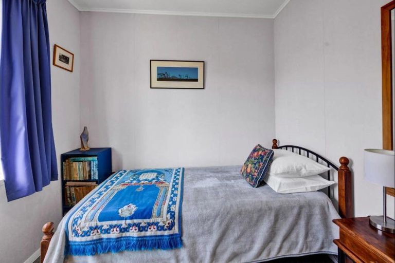 Photo of property in 14 Plympton Street, Brooklands, New Plymouth, 4310