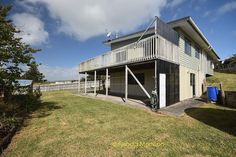 Photo of property in 9 Goebel Street, Tinopai, Matakohe, 0593