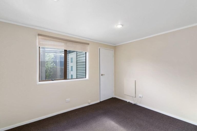Photo of property in 5a Peter Place, Mangakakahi, Rotorua, 3015