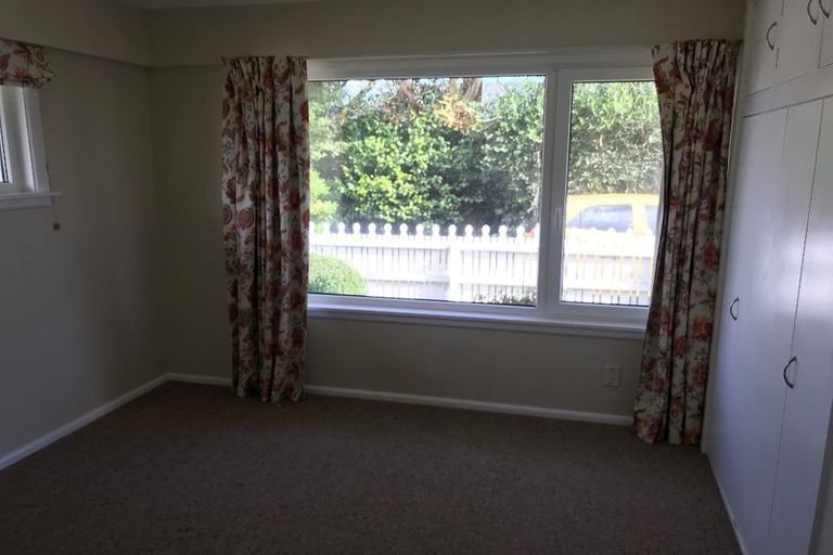 Photo of property in 38b Avonhead Road, Avonhead, Christchurch, 8042