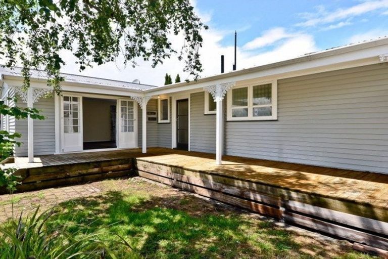 Photo of property in 10 Larnach Street, St Andrews, Hamilton, 3200