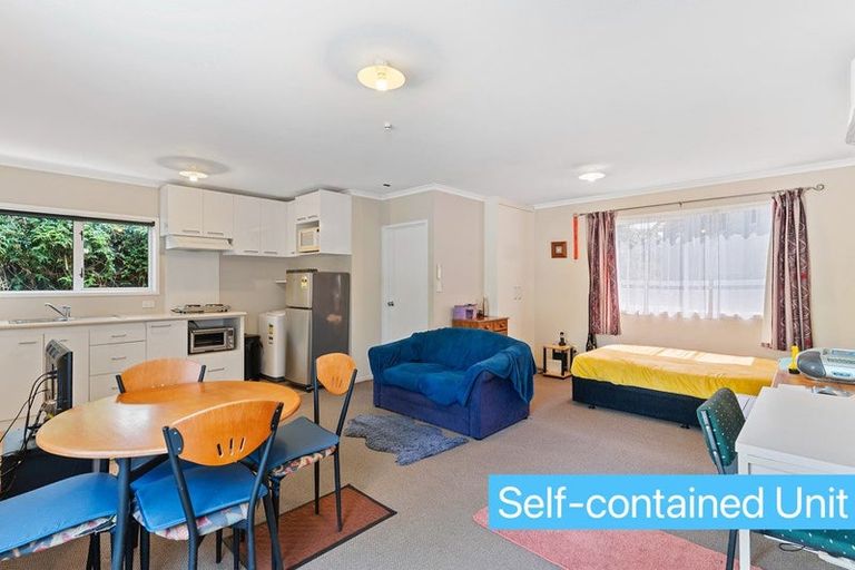 Photo of property in 14 Coates Road, Cockle Bay, Auckland, 2014