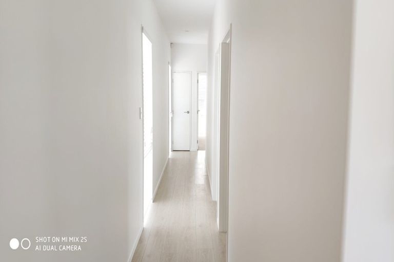 Photo of property in 2 Herekino Street, Westgate, Auckland, 0814