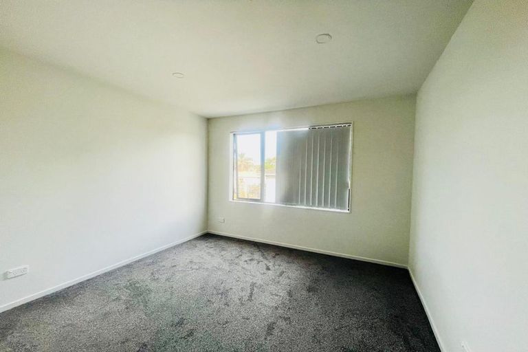 Photo of property in 10a Benton Place, Manurewa, Auckland, 2102