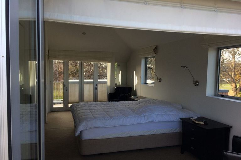 Photo of property in 33e Cranmer Square, Christchurch Central, Christchurch, 8013