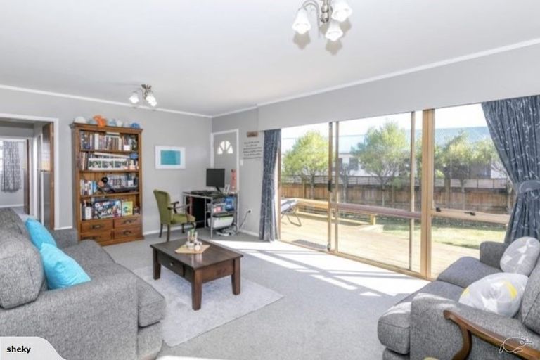 Photo of property in 16 Fiona Place, Dinsdale, Hamilton, 3204