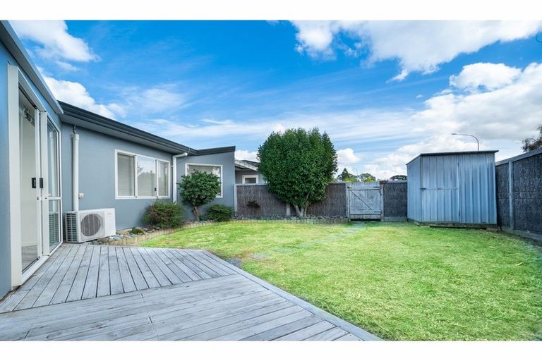 Photo of property in 1/2 Wiseley Road, Hobsonville, Auckland, 0618