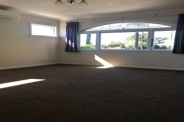 Photo of property in 1/191 Kennedy Road, Marewa, Napier, 4110