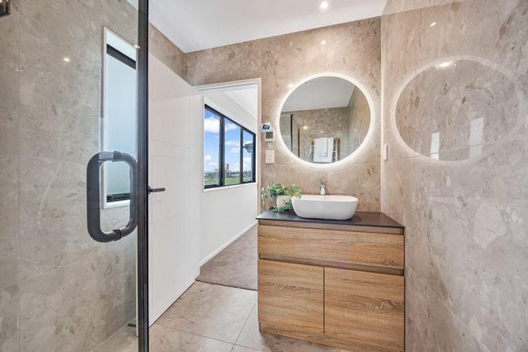 Photo of property in 17 Puia Street, Papatoetoe, 2025