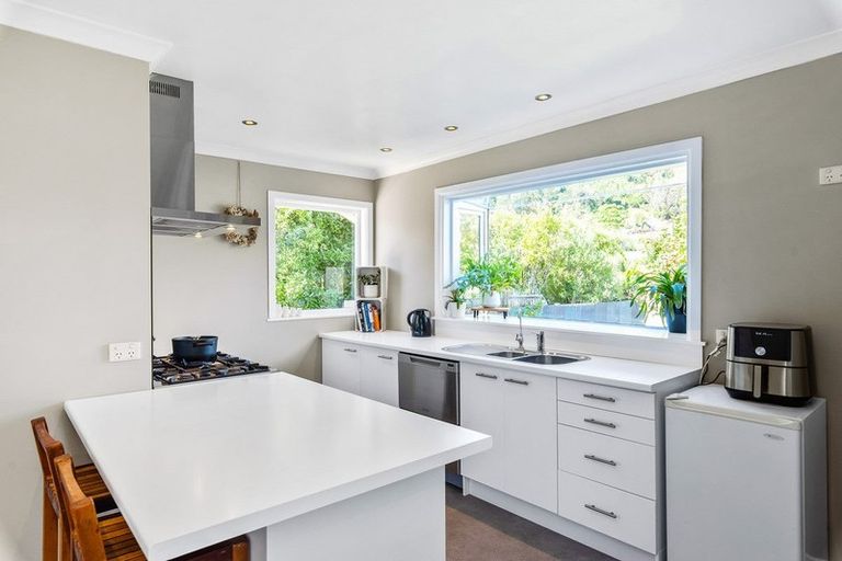 Photo of property in 53a Elizabeth Street, Waikanae, 5036