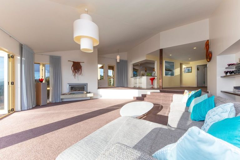 Photo of property in 43a Te Ahuahu Road, Piha, New Lynn, 0772