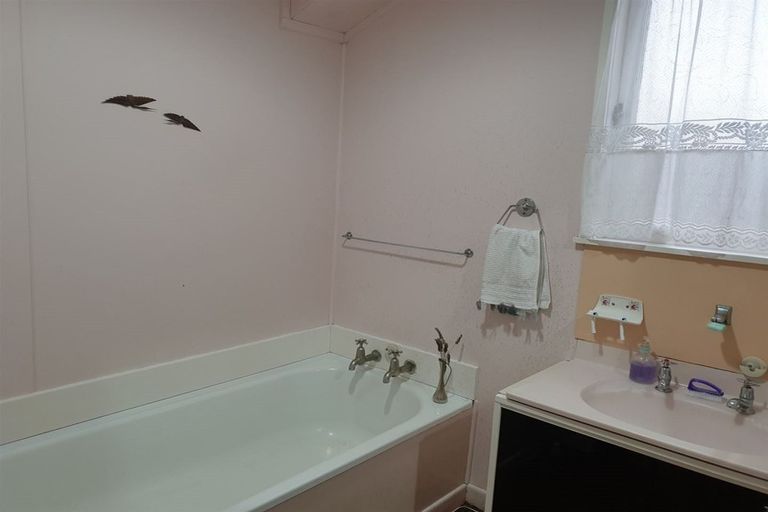 Photo of property in 368 Lake Road, Takapuna, Auckland, 0622