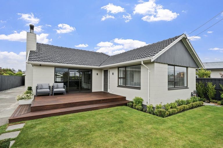 Photo of property in 88 Cotswold Avenue, Bishopdale, Christchurch, 8053