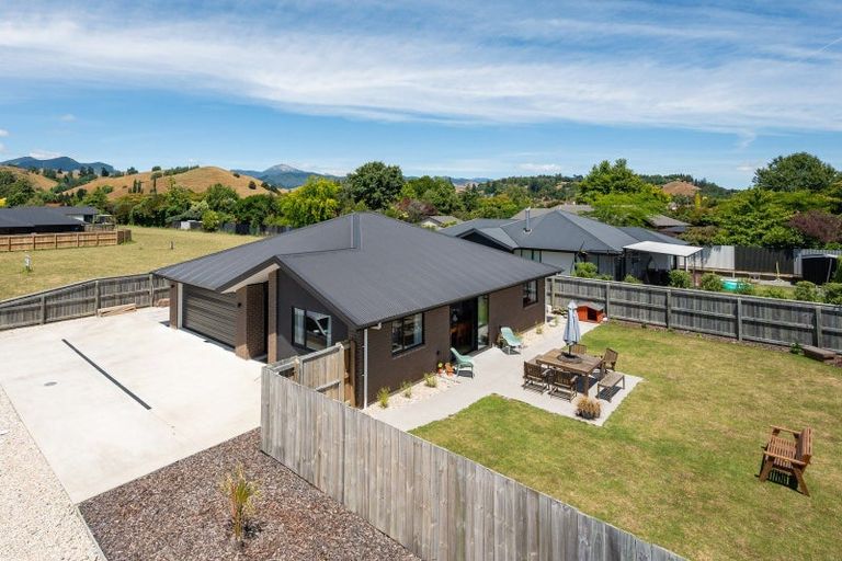 Photo of property in 44 George Fyfe Way, Wakefield, 7025