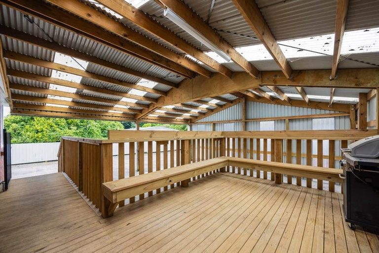 Photo of property in 44 Oberon Street, Stratford, 4332