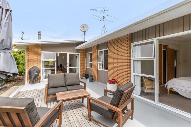 Photo of property in 100 East Street, Greytown, 5712