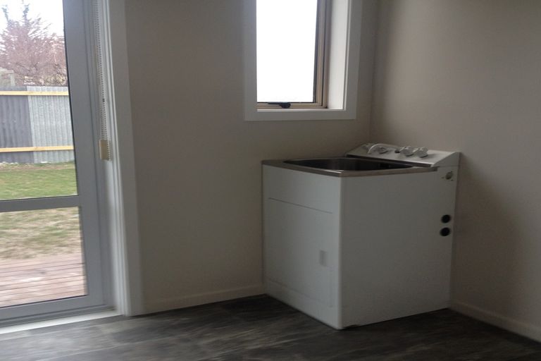 Photo of property in 8-14 Milford Street, Waimate, 7924