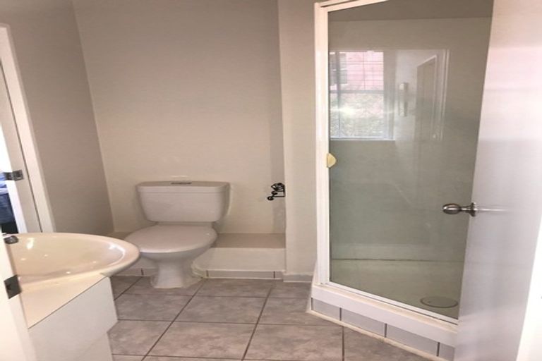 Photo of property in Terrace Tower Apartments, 1d/126 The Terrace, Wellington Central, Wellington, 6011