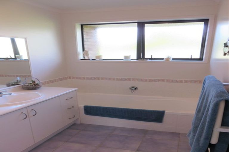 Photo of property in Arapohue Road, Turiwiri, Dargaville, 0374