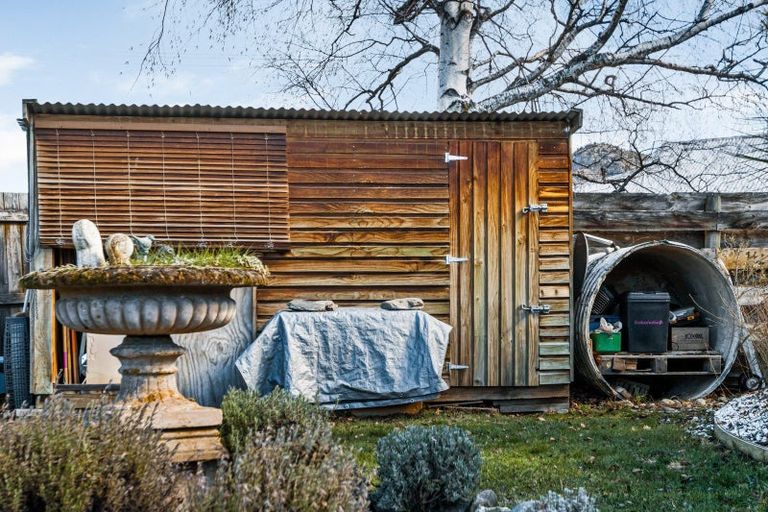 Photo of property in 4 Kingston Street, Albert Town, Wanaka, 9305