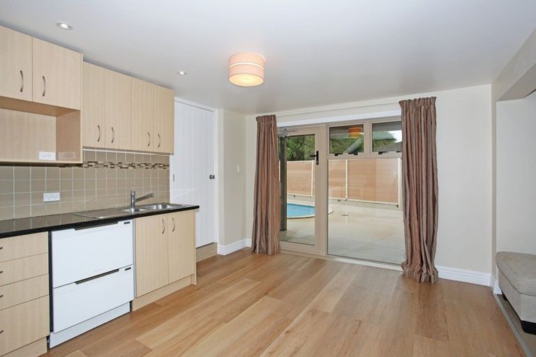 Photo of property in 10 Coulthard Terrace, Opaheke, Papakura, 2113