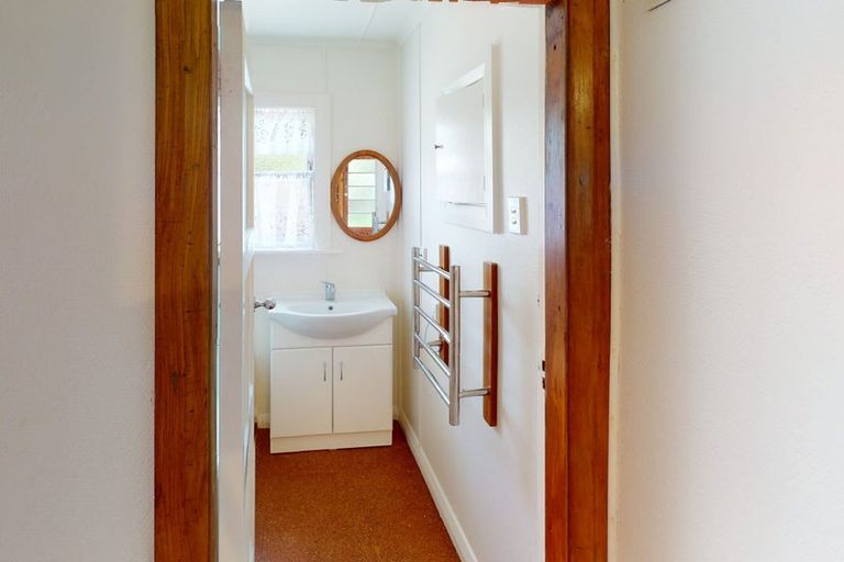 Photo of property in 112 Marne Street, Hokowhitu, Palmerston North, 4410