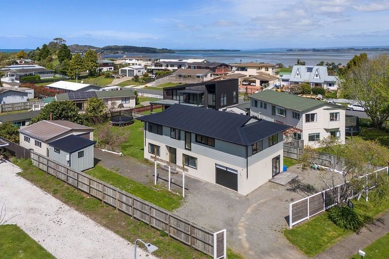 Photo of property in 24 Koutunui Road, Athenree, Katikati, 3177