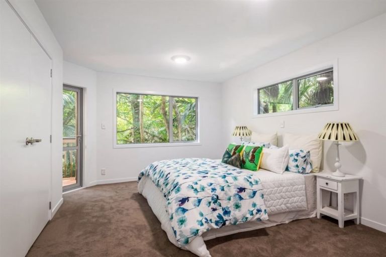 Photo of property in 173 Manuka Road, Bayview, Auckland, 0629
