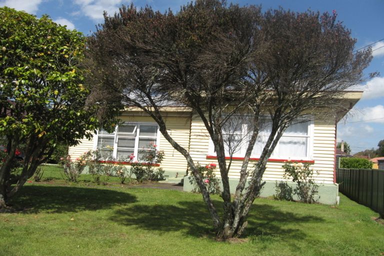 Photo of property in 2/13 Mangarata Avenue, Papatoetoe, Auckland, 2025