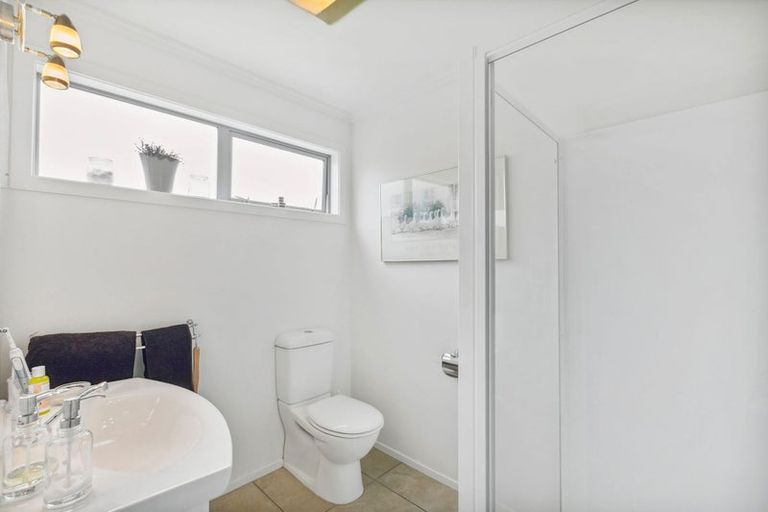 Photo of property in 117 Poplar Grove, Whalers Gate, New Plymouth, 4310