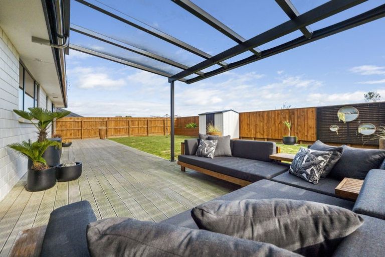 Photo of property in 11 Midsummer Avenue, Stratford, 4332