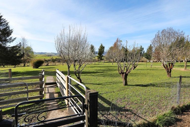 Photo of property in 166 Birchwood Road, Ohai, 9635