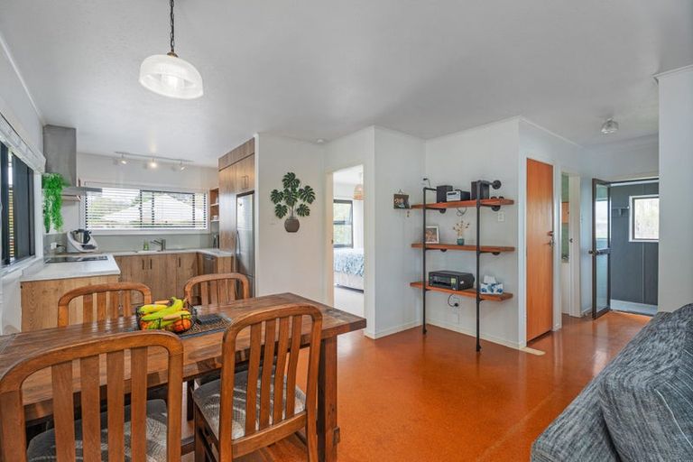 Photo of property in 29 Oyster Drive, Cooks Beach, Whitianga, 3591