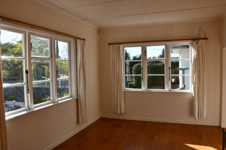 Photo of property in 52 Claude Street, Fairfield, Hamilton, 3214