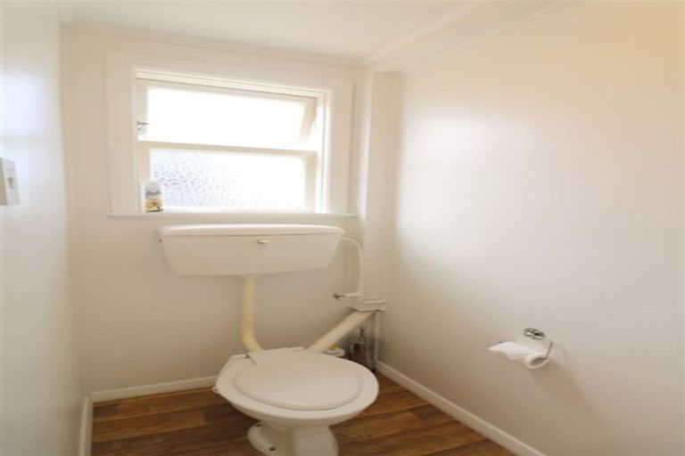 Photo of property in 15 Tay Street, Waimataitai, Timaru, 7910