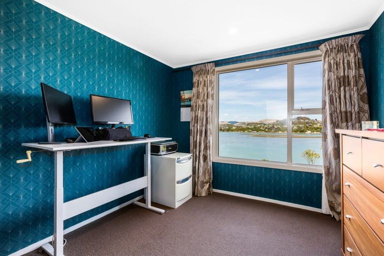 Photo of property in 64a Mana View Road, Paremata, Porirua, 5026