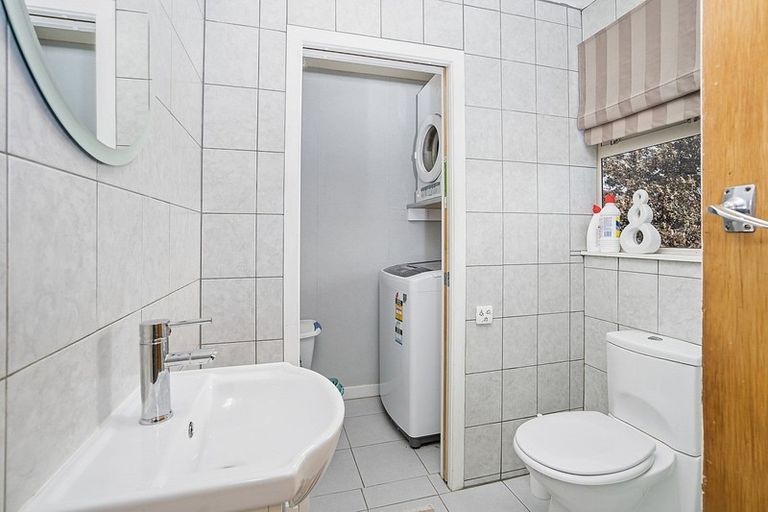 Photo of property in 392 Ruahine Street, Terrace End, Palmerston North, 4410