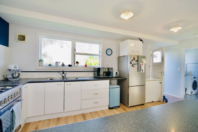 Photo of property in 22 Criterion Street, Bulls, 4818