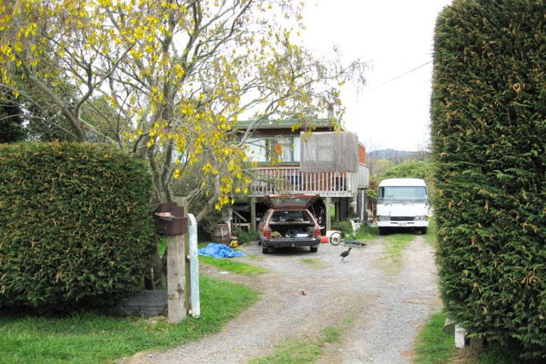 Photo of property in 13 Toroa Road, Otaihanga, Paraparaumu, 5036