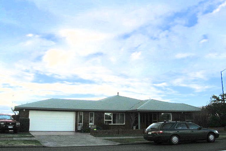 Photo of property in 25 Auckland Road, Greenmeadows, Napier, 4112