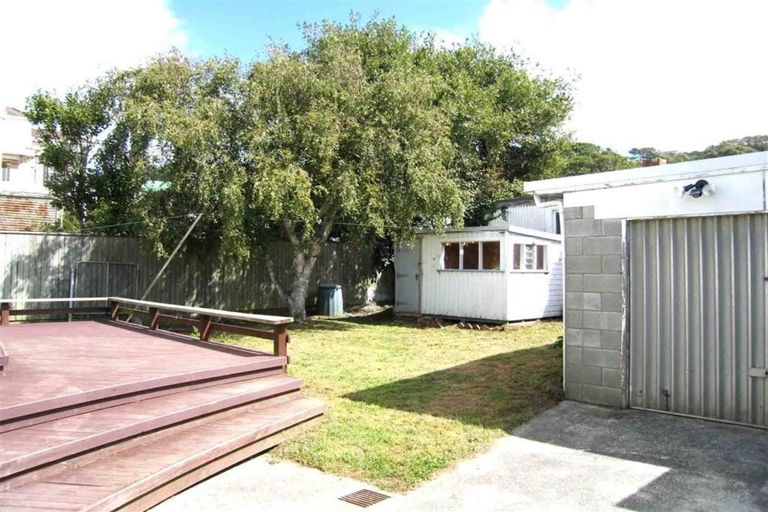 Photo of property in 76 Wallace Street, Mount Cook, Wellington, 6021