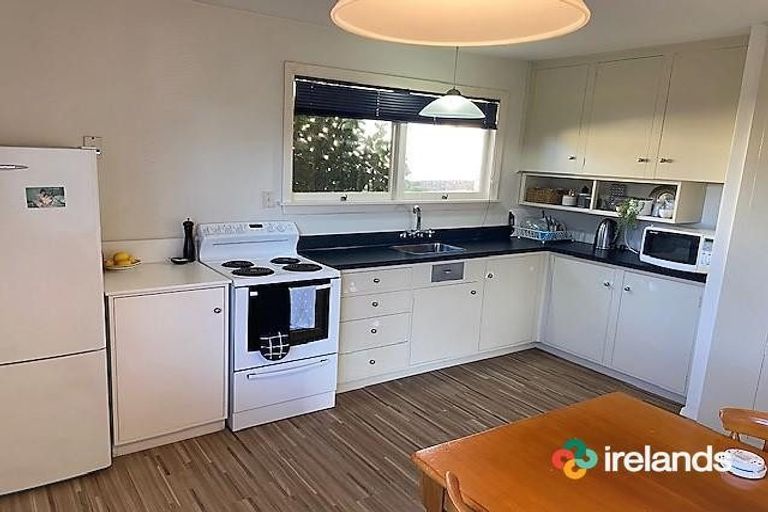 Photo of property in 2/4 Kyeburn Place, Avonhead, Christchurch, 8042