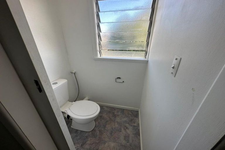 Photo of property in 67a Taylor Road, Mangere Bridge, Auckland, 2022