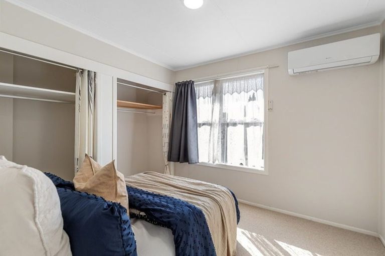 Photo of property in 126 Masters Avenue, Silverdale, Hamilton, 3216