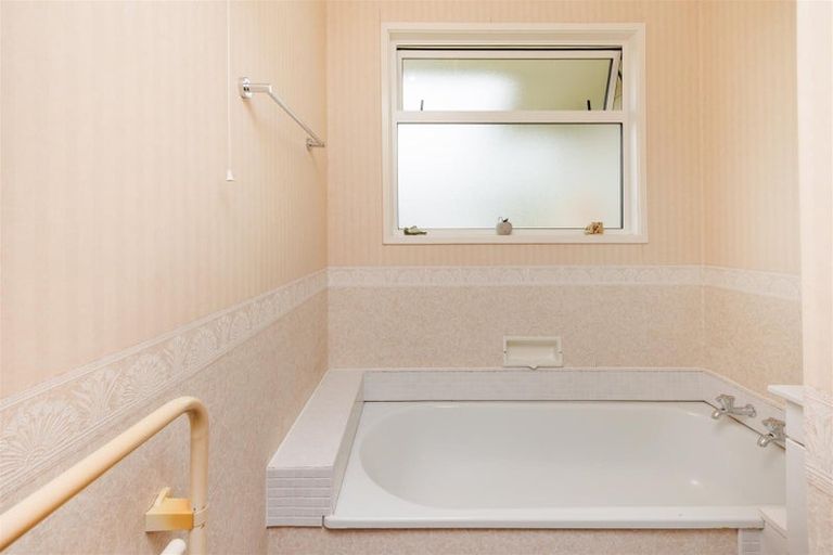 Photo of property in 23 Mill Street, Marton, 4710