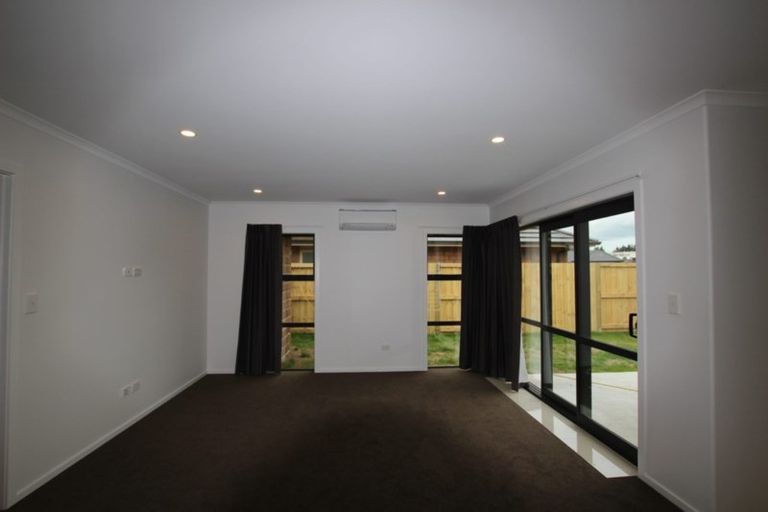 Photo of property in 11 Oolong Court, Huntington, Hamilton, 3210