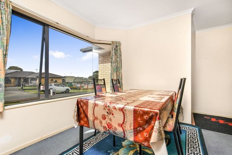 Photo of property in 4 Senator Drive, Manurewa, Auckland, 2105