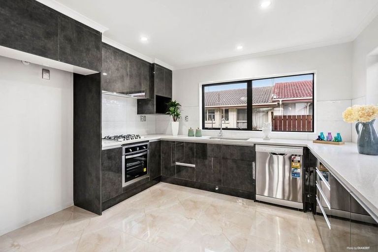 Photo of property in 9b Elizabeth Avenue, Papatoetoe, Auckland, 2025