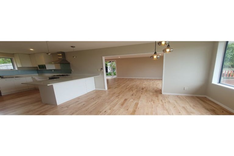 Photo of property in 151 Mount Pleasant Road, Mount Pleasant, Christchurch, 8081