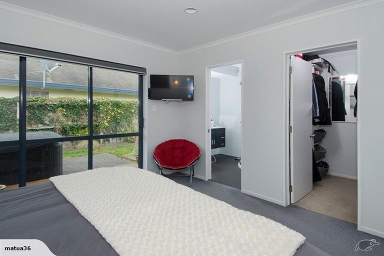 Photo of property in 31 Corinth Grove, Papamoa Beach, Papamoa, 3118